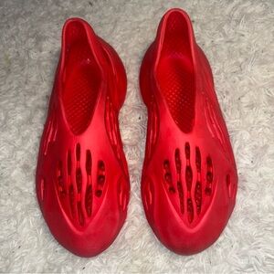 Yeezy Foam Runner (Red) | Size 8